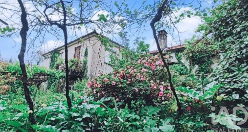 Moradia T3 para Venda em Loivo