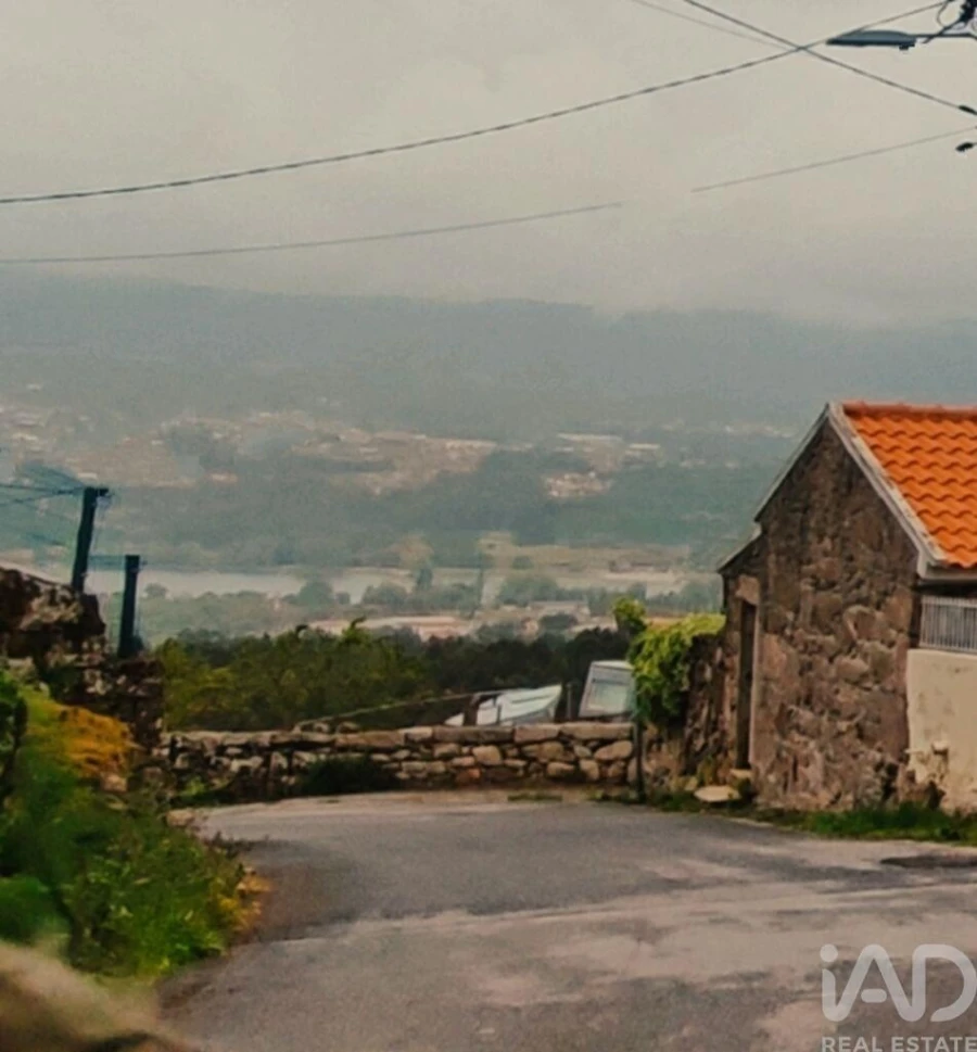 Moradia T3 para Venda em Loivo Foto 26