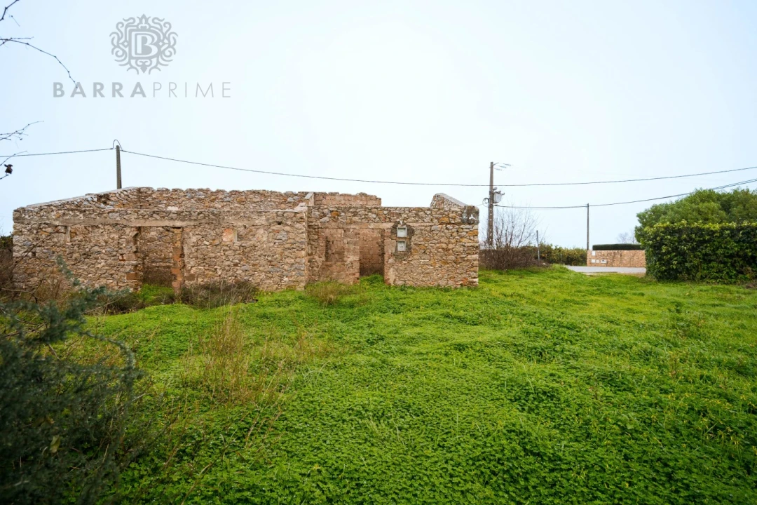 Terreno para Venda em Conceição e Estoi Foto 2