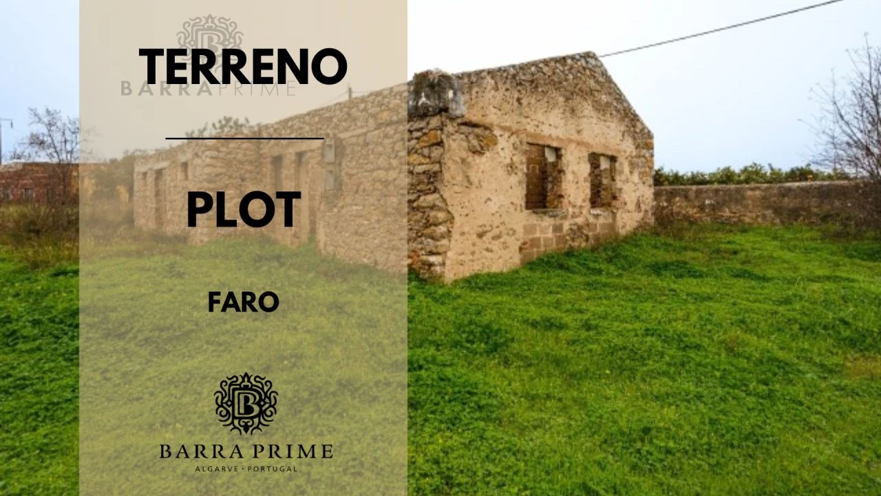 Terreno para Venda em Conceição e Estoi Foto 1