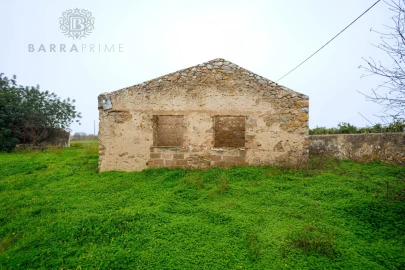 Terreno para Venda em Conceição e Estoi