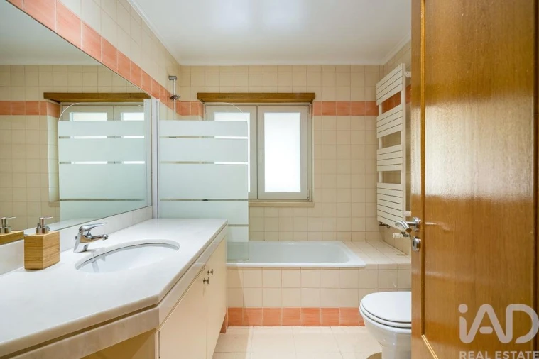 Apartamento T5 para Arrendamento em Queluz e Belas Foto 14