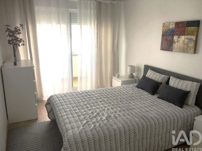 Apartamento T2 para Arrendamento em São Domingos de Benfica Foto 17