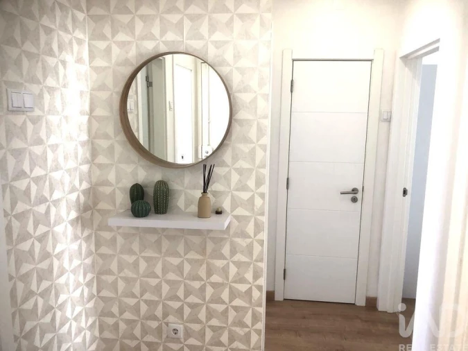 Apartamento T2 para Arrendamento em São Domingos de Benfica Foto 10