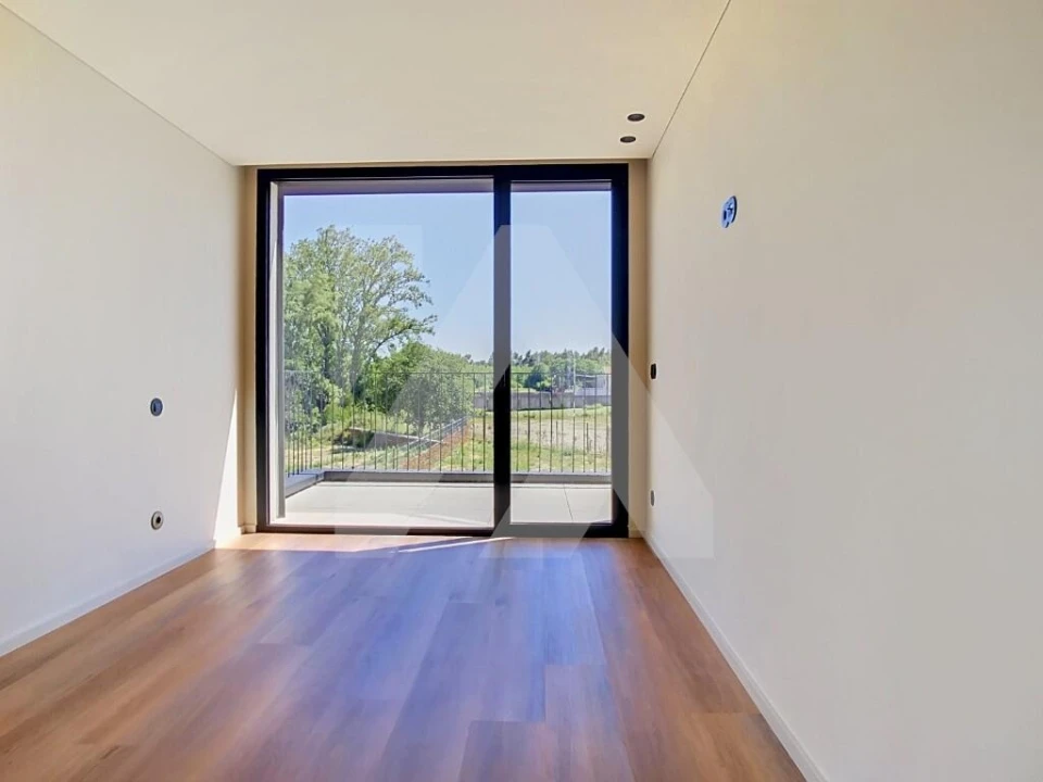 Moradia T4 para Venda em Ovar, São João, Arada e São Vicente de Pereira Jusã Foto 11