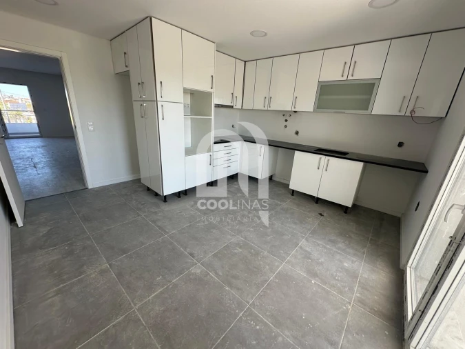 Apartamento T3 para Venda em Seixal, Arrentela e Aldeia de Paio Pires Foto 8