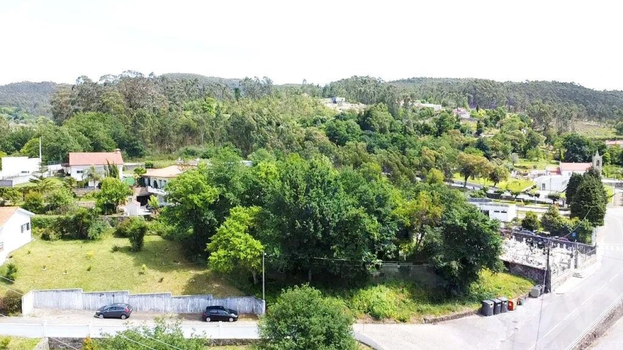 Terreno para Venda em Durrães e Tregosa Foto 3