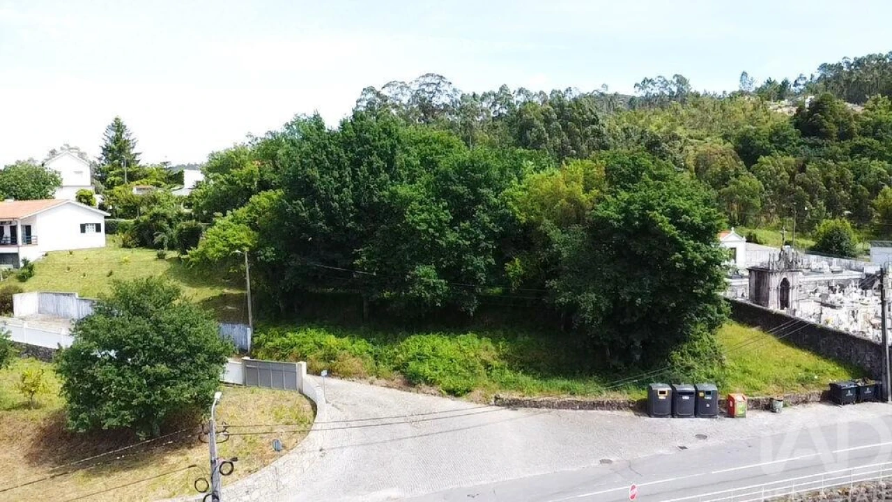 Terreno para Venda em Durrães e Tregosa Foto 2