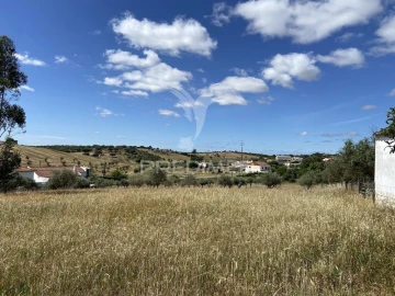 Moradia T2 para Venda em Capelins (Santo Antonio)