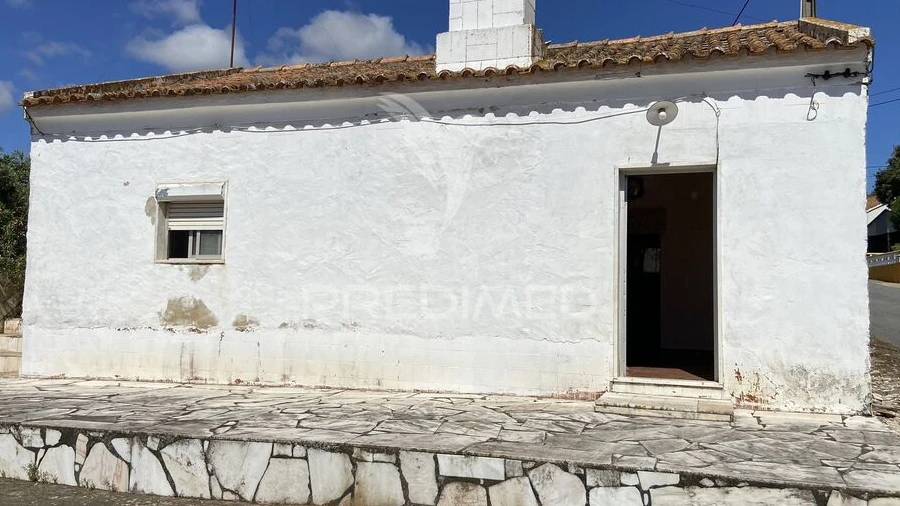 Moradia T2 para Venda em Capelins (Santo Antonio)