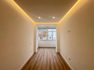 Apartamento T3 para Venda em Laranjeiro e Feijó