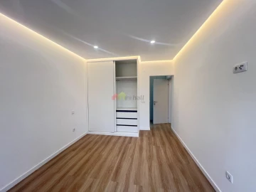 Apartamento T3 para Venda em Laranjeiro e Feijó