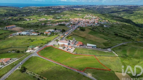 Terreno para Venda em Santa Maria e São Miguel, São Martinho, São Pedro Penaferrim
