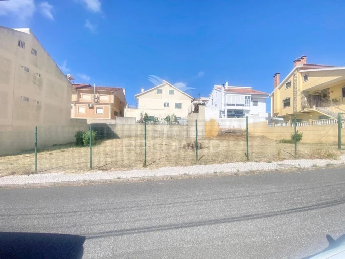 Terreno para Venda em Santa Iria de Azoia, São João da Talha e Bobadela Foto 14