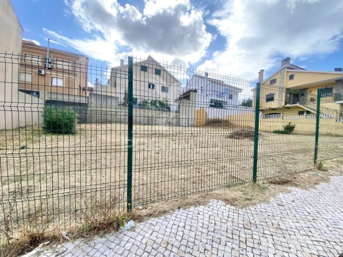Terreno para Venda em Santa Iria de Azoia, São João da Talha e Bobadela Foto 10