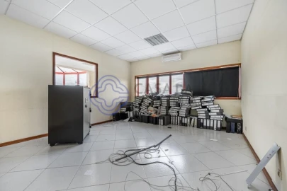 Armazém para Venda em Seroa