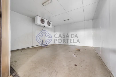 Armazém para Venda em Seroa