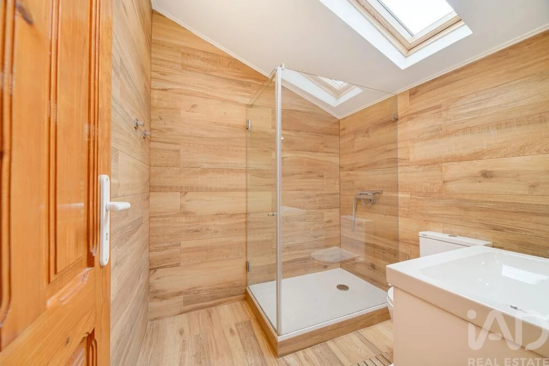 Apartamento T4 para Arrendamento em Campo de Ourique Foto 22