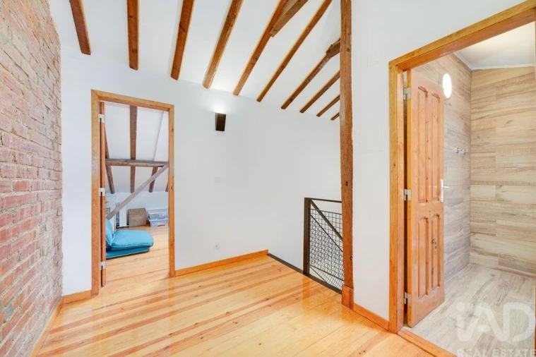 Apartamento T4 para Arrendamento em Campo de Ourique Foto 21
