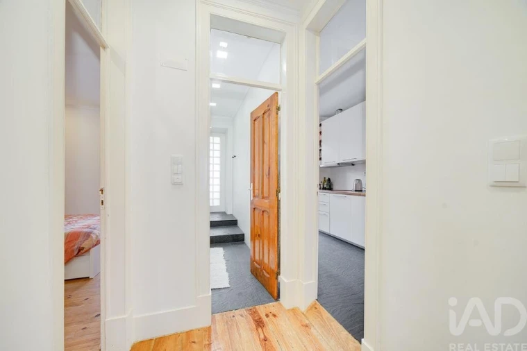 Apartamento T4 para Arrendamento em Campo de Ourique Foto 6