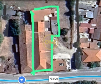 Armazém para Venda em Olaia e Paço