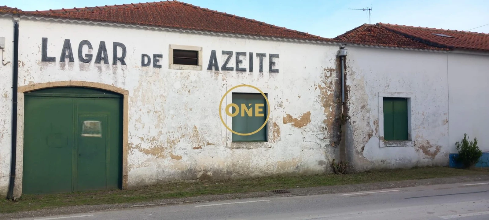 Armazém para Venda em Olaia e Paço Foto 1