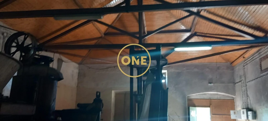 Armazém para Venda em Olaia e Paço Foto 8