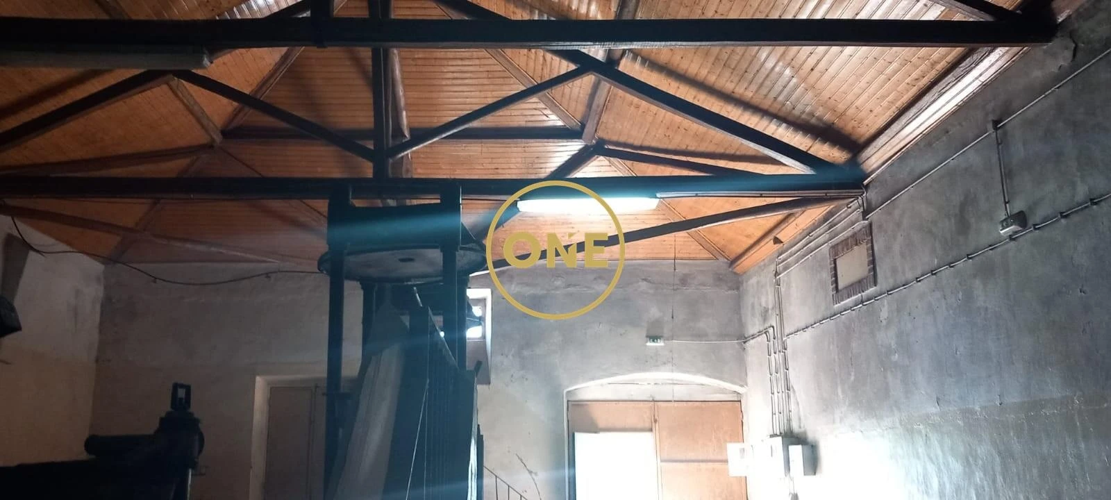 Armazém para Venda em Olaia e Paço Foto 5