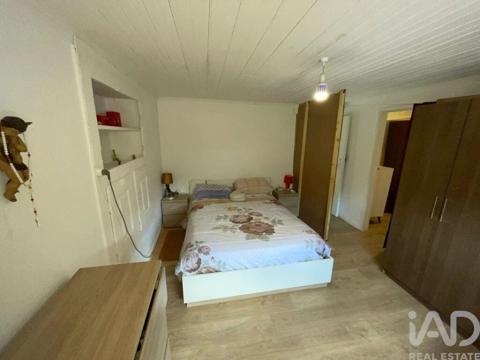 Moradia T2 para Venda em Lorvão Foto 3
