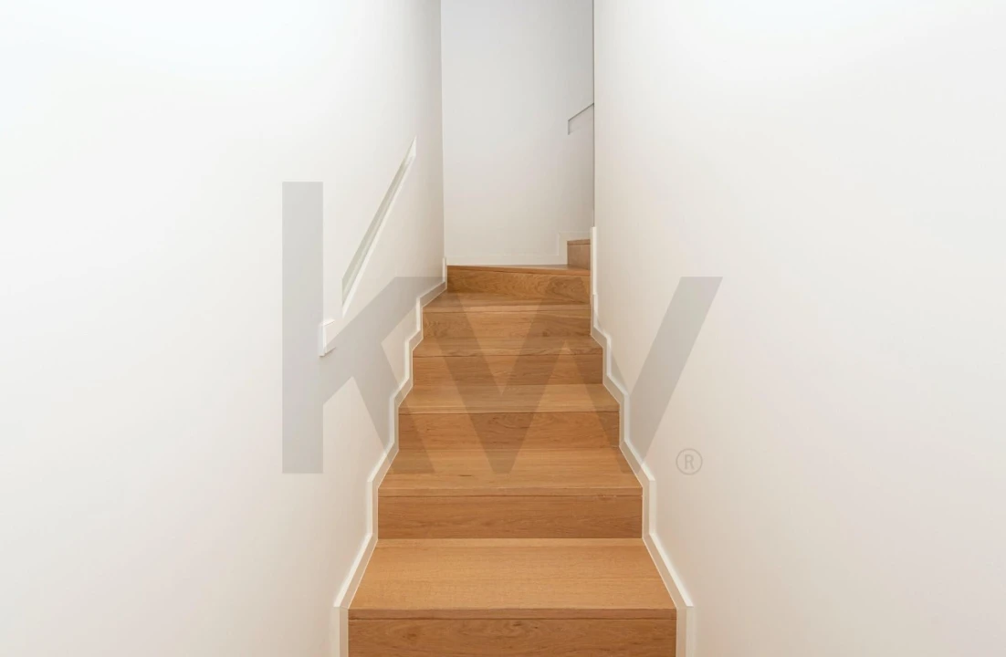 Apartamento T2 para Venda em Alvalade Foto 16