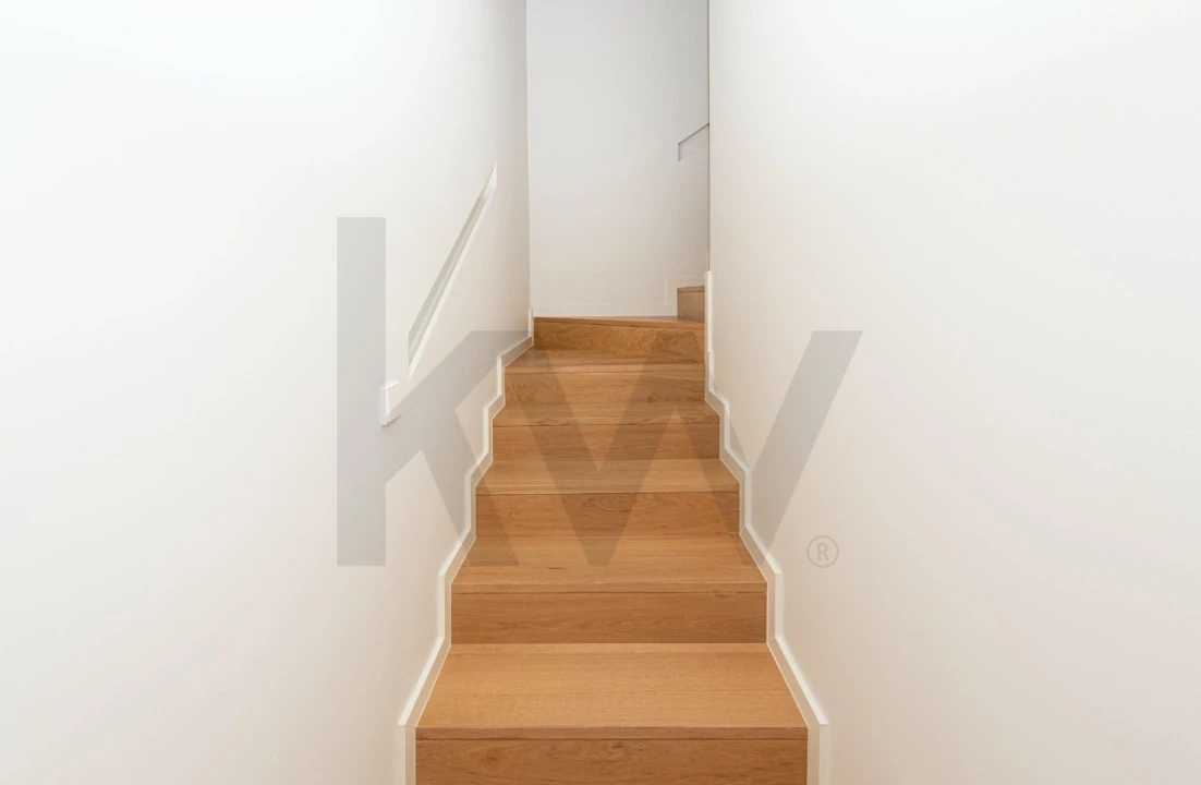 Apartamento T2 para Venda em Alvalade Foto 19