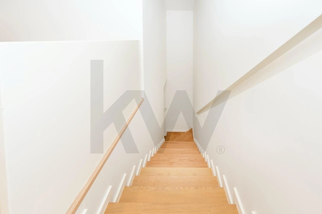 Apartamento T2 para Venda em Alvalade Foto 20