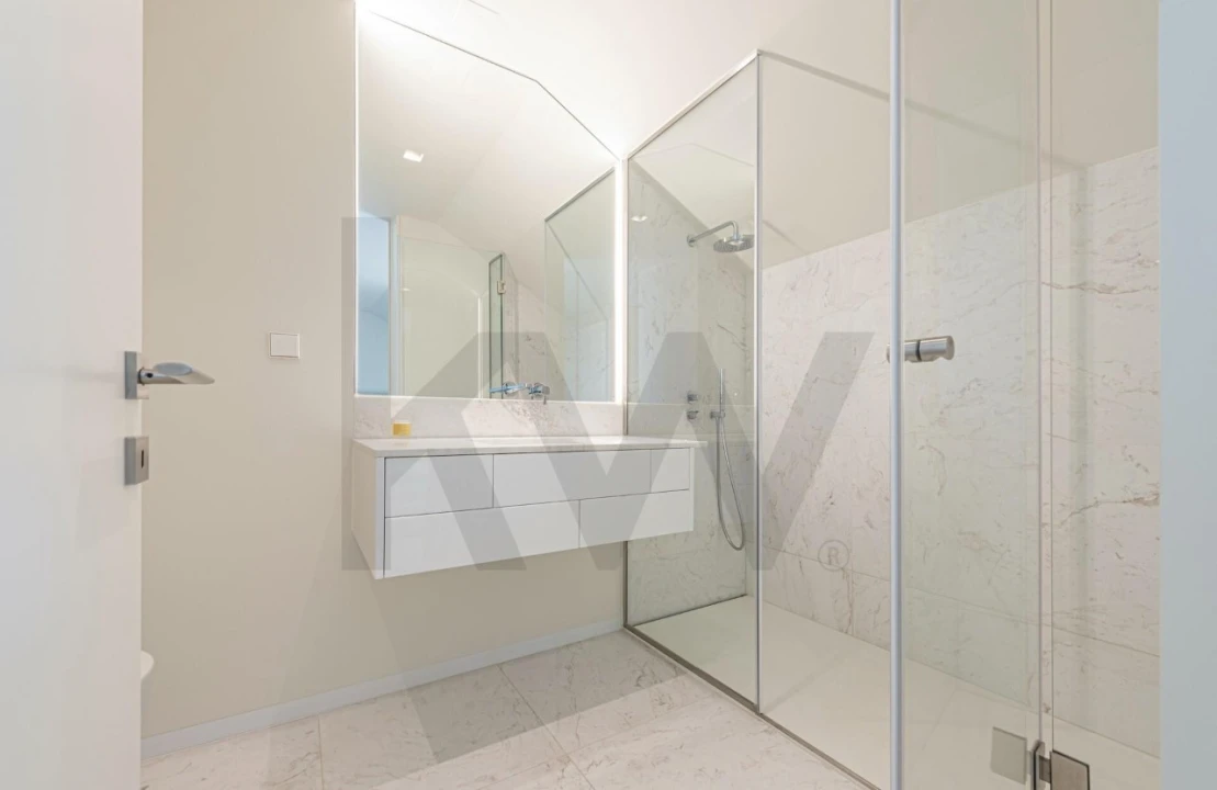 Apartamento T2 para Venda em Alvalade Foto 26