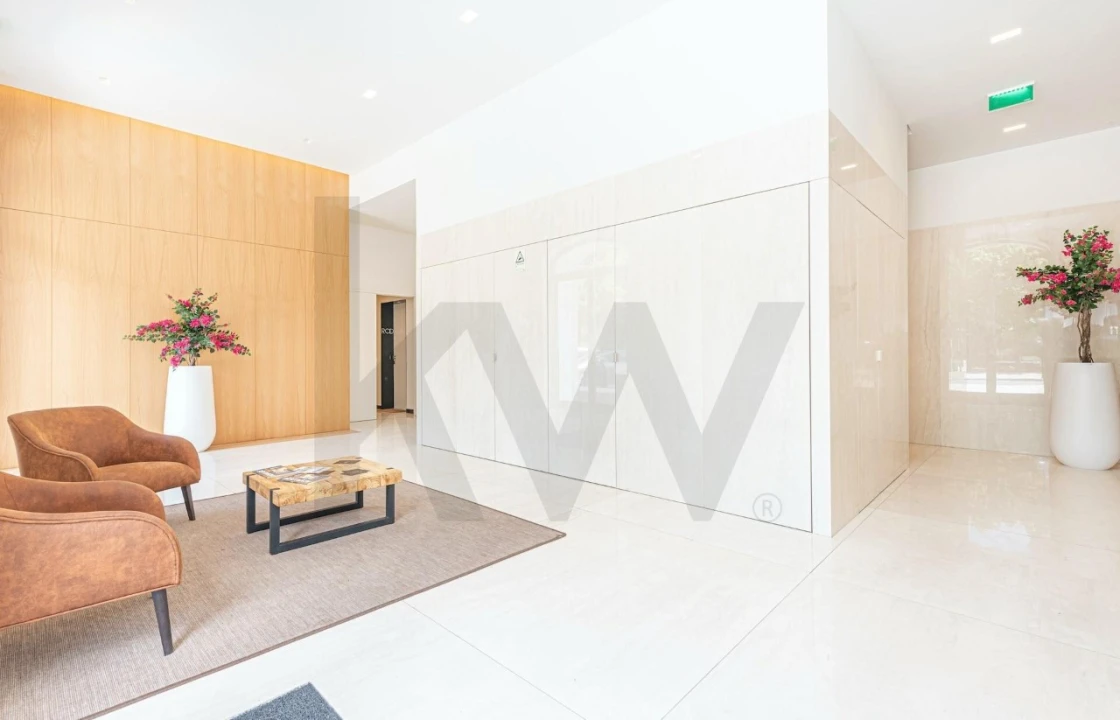 Apartamento T2 para Venda em Alvalade Foto 39