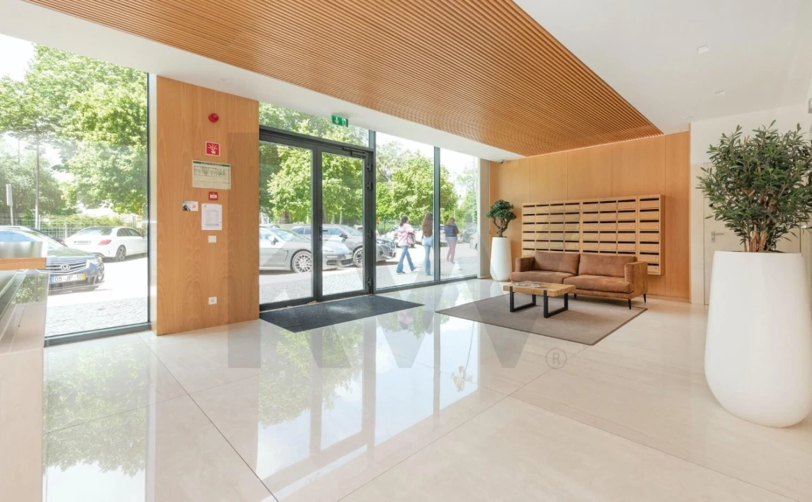 Apartamento T2 para Venda em Alvalade Foto 41