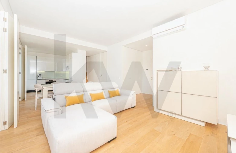Apartamento T2 para Venda em Alvalade Foto 7