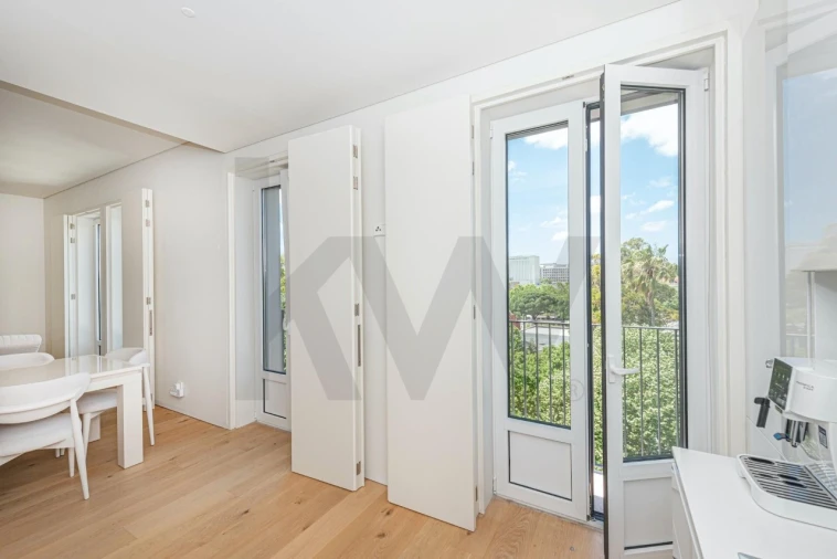 Apartamento T2 para Venda em Alvalade Foto 38