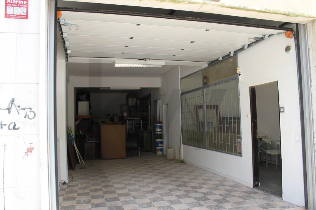 Loja para Venda em Águas Livres Foto 1