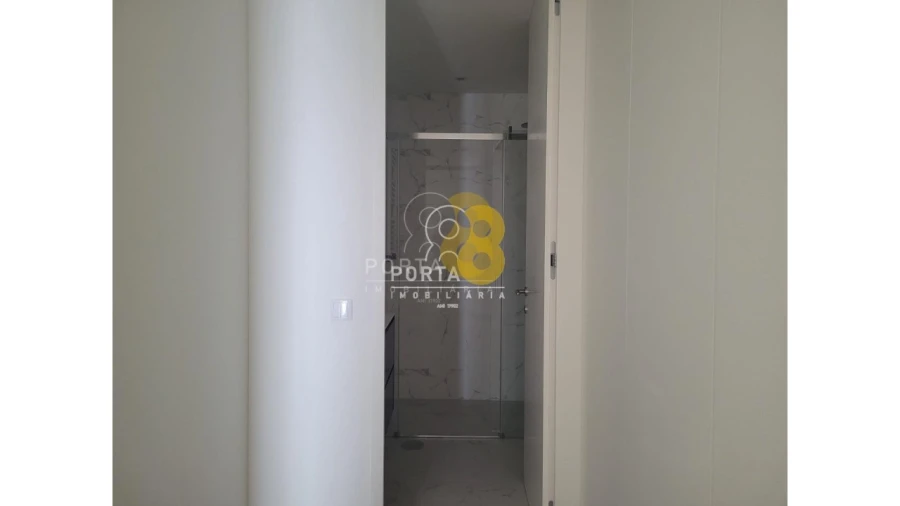 Apartamento T4 para Venda em Matosinhos e Leça da Palmeira Foto 9