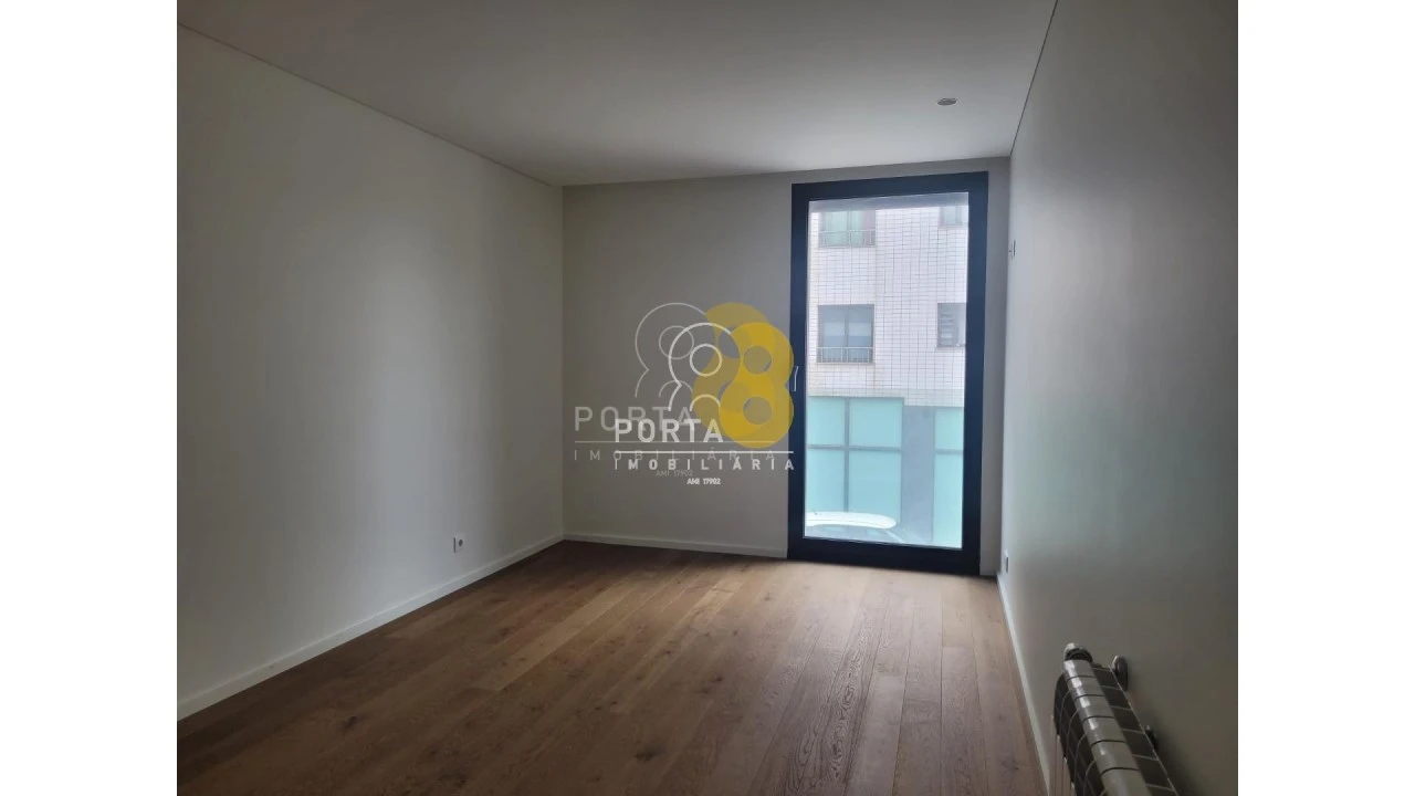 Apartamento T4 para Venda em Matosinhos e Leça da Palmeira Foto 9