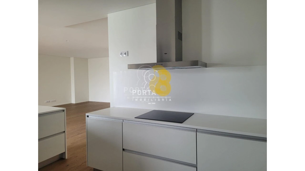 Apartamento T4 para Venda em Matosinhos e Leça da Palmeira Foto 4