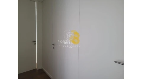 Apartamento T4 para Venda em Matosinhos e Leça da Palmeira