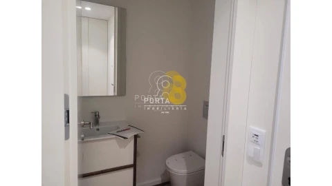 Apartamento T4 para Venda em Matosinhos e Leça da Palmeira