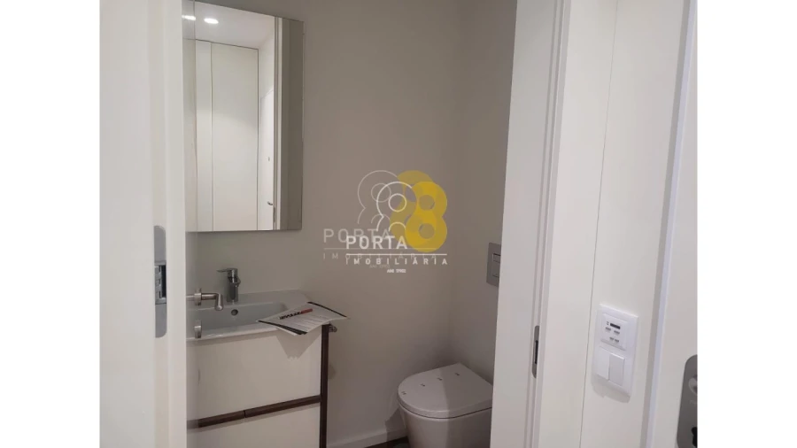 Apartamento T4 para Venda em Matosinhos e Leça da Palmeira Foto 6