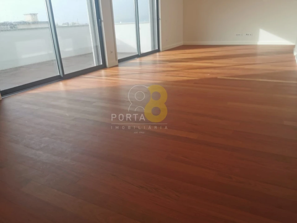 Apartamento T4 para Arrendamento em Matosinhos e Leça da Palmeira Foto 30