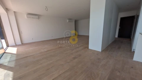 Apartamento T4 para Venda em Matosinhos e Leça da Palmeira