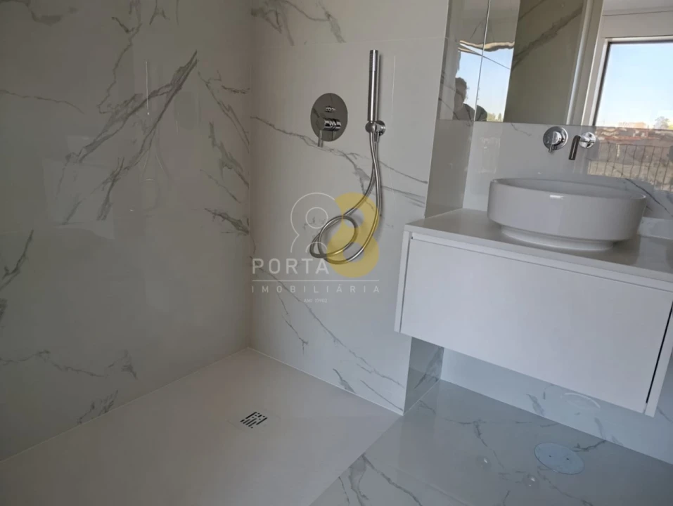 Apartamento T3 para Venda em Matosinhos e Leça da Palmeira Foto 17