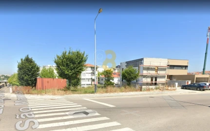 Terreno para Venda em São Mamede de Infesta e Senhora da Hora