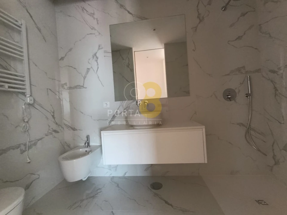 Apartamento T2 para Venda em Matosinhos e Leça da Palmeira Foto 11