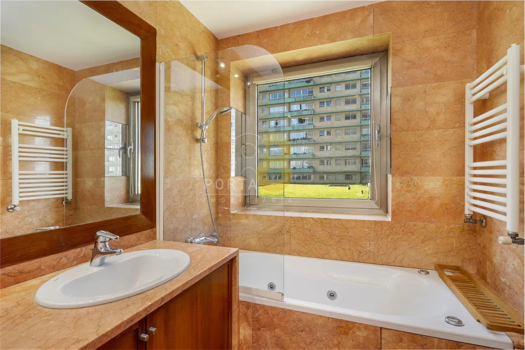 Apartamento T4 para Venda em Matosinhos e Leça da Palmeira Foto 18